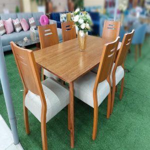 Juego De Comedor 6 Sillas – Beige